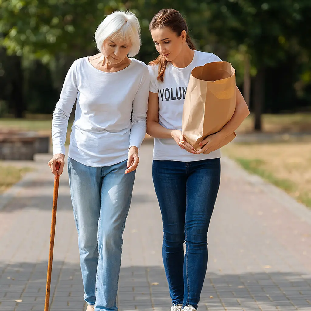 Leistungen in der Seniorenbetreuung Ältere Menschen erhalten Unterstützung im Alltag durch individuelle Leistungen in der Seniorenbetreuung – Begleitung, Haushaltshilfe und persönliche Betreuung.